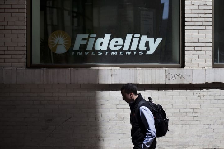 Fidelity investment falling love btc etf blockchain (SpotedCrypto)