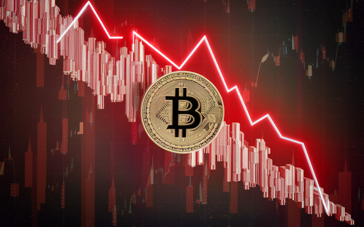 blockchain crypto cryptocurrency Bitcoin network transfer volumes plummet (SpotedCrypto)